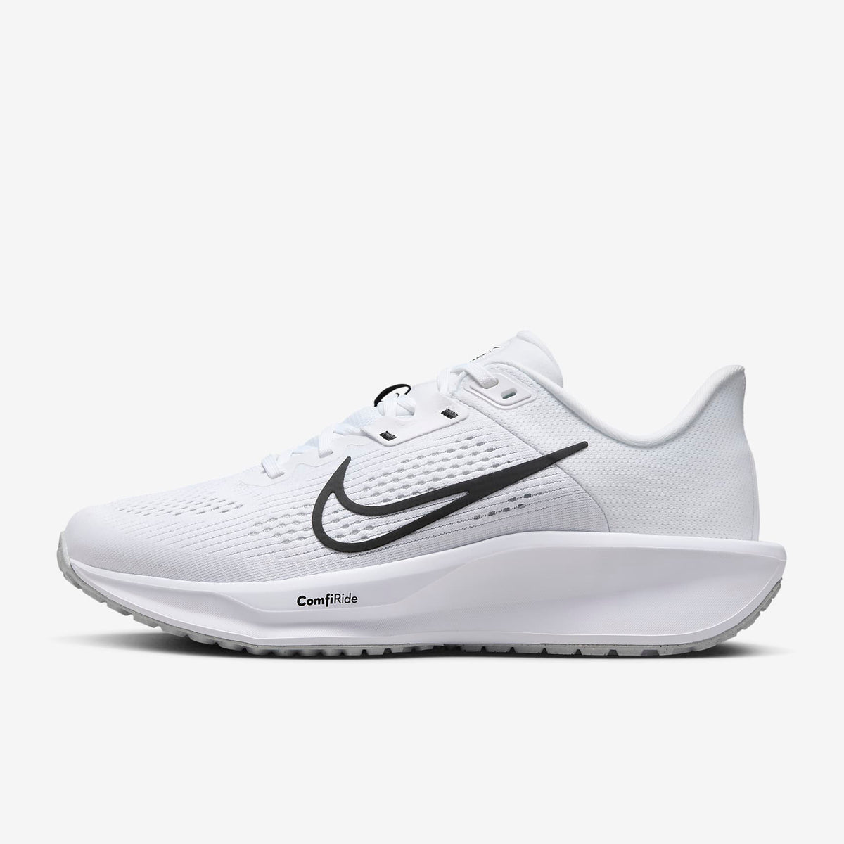 wmns nike quest se