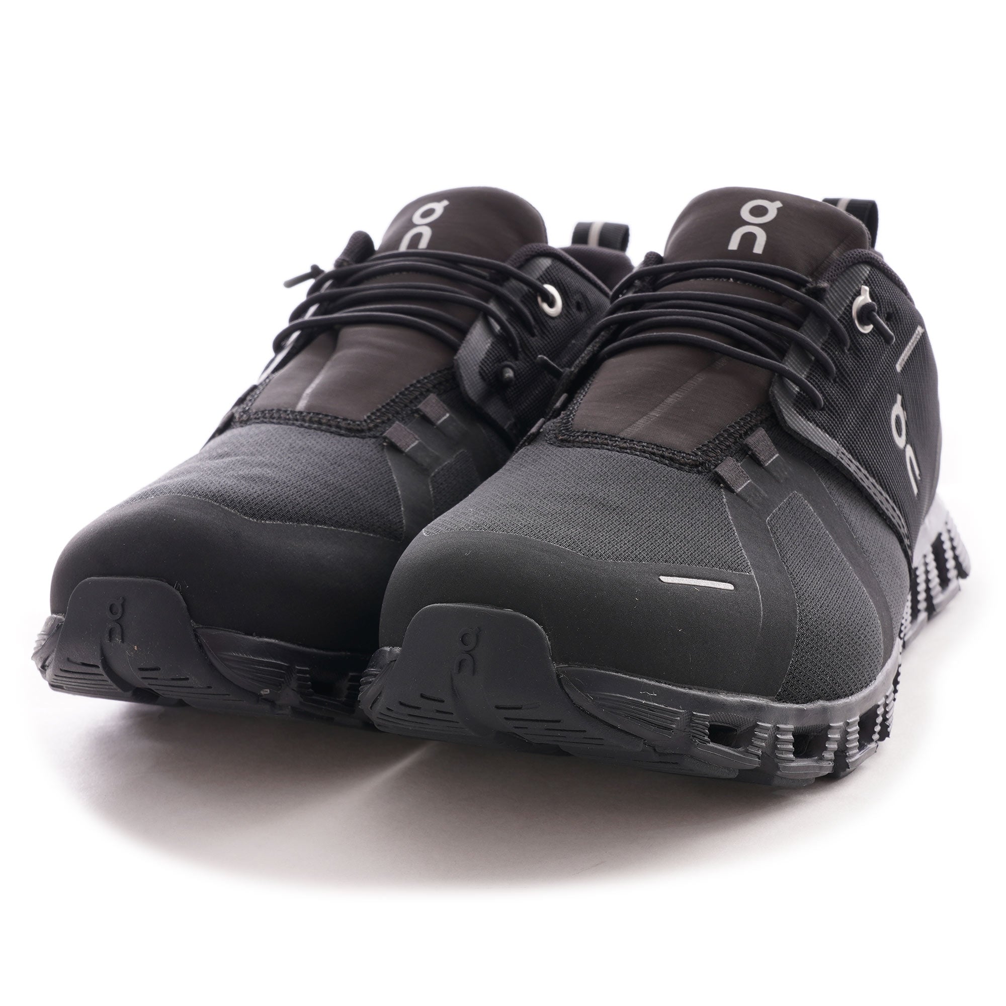 W Cloud 5 Waterproof All Black | ON RUNNING | W Cloud 5 Waterproof All Black