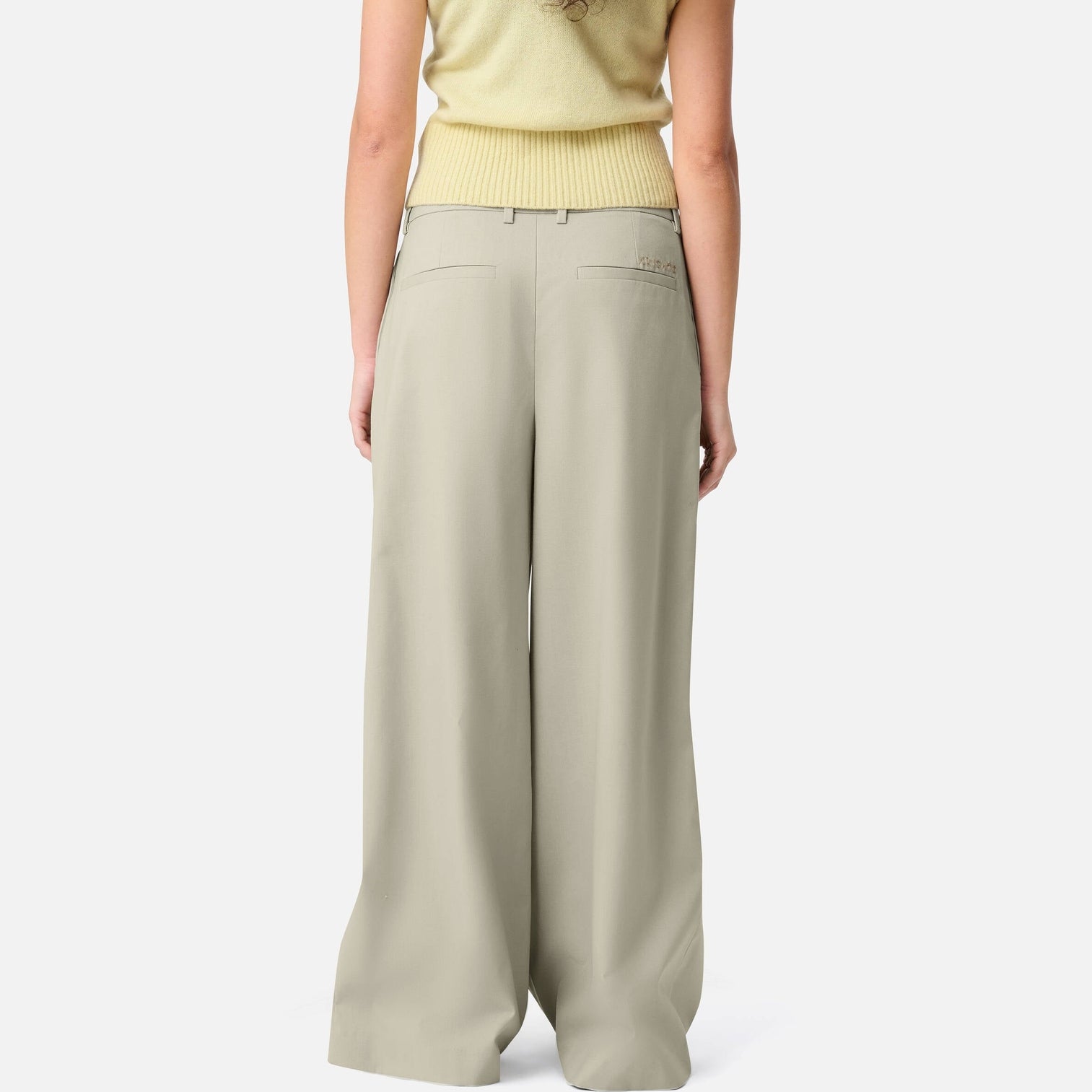 Riley Trousers | Women's Apparel | AXEL ARIGATO | A3350001 Riley Trousers | Women's Apparel | AXEL ARIGATO | A3350001