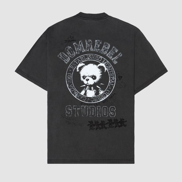 VARSITY BEAR - T-SHIRT FADED BLACK | Unisex Apparel | Domrebel | VARSITY BEAR - T-SHIRT FADED VARSITY BEAR - T-SHIRT FADED BLACK | Unisex Apparel | Domrebel | VARSITY BEAR - T-SHIRT FADED