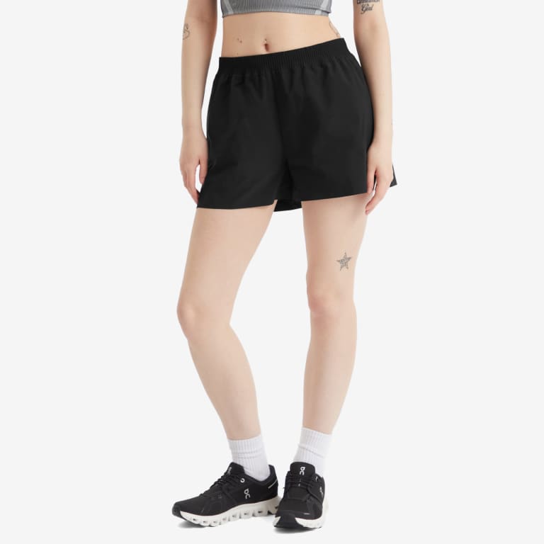 Focus Shorts 1 W Black | Women's Apparel | On | Focus Shorts 1 W Black
