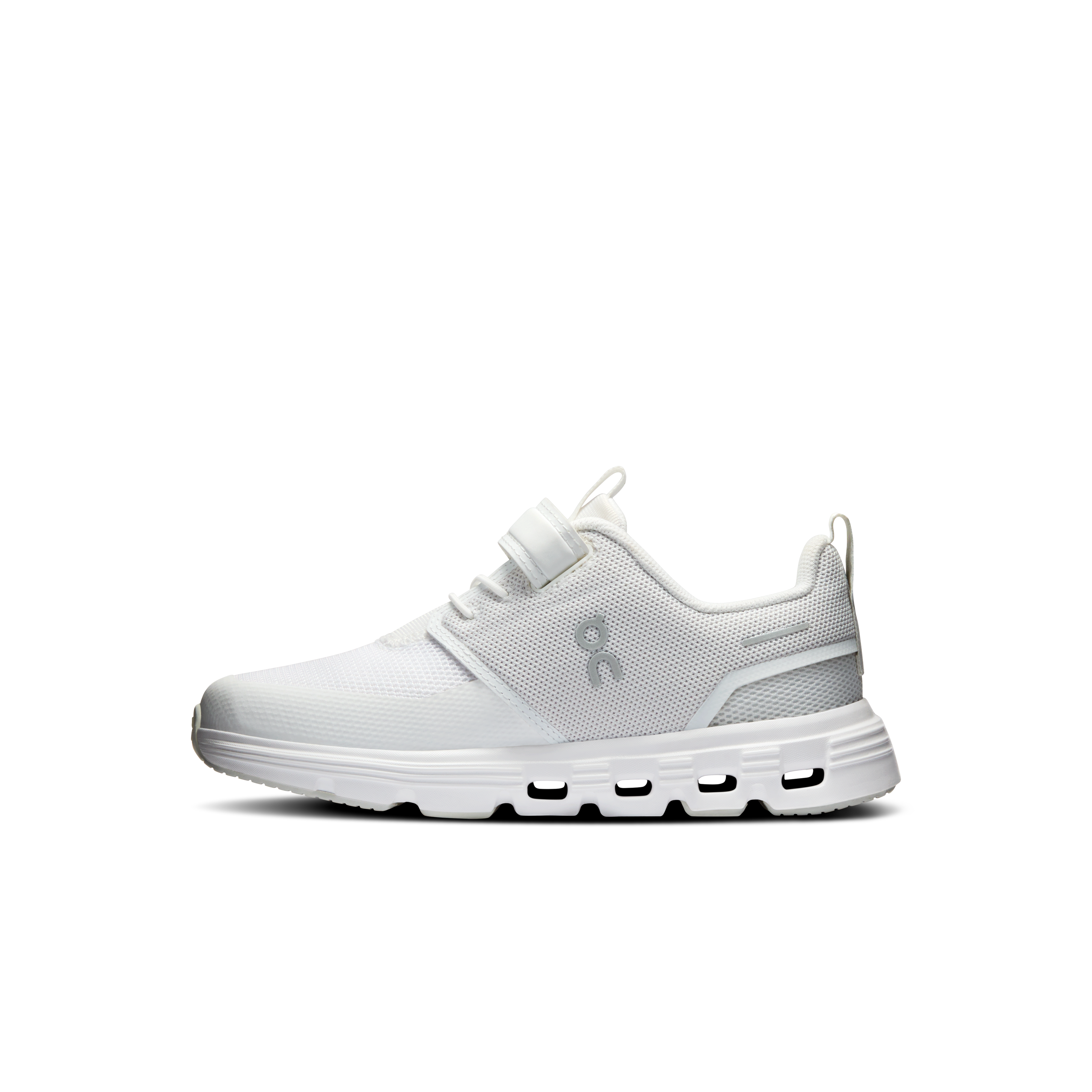 Cloud Play 2 White | White | Kids Footwear | SolesStoleMySoul | 3KG30011200 Cloud Play 2 White | White | Kids Footwear | SolesStoleMySoul | 3KG30011200