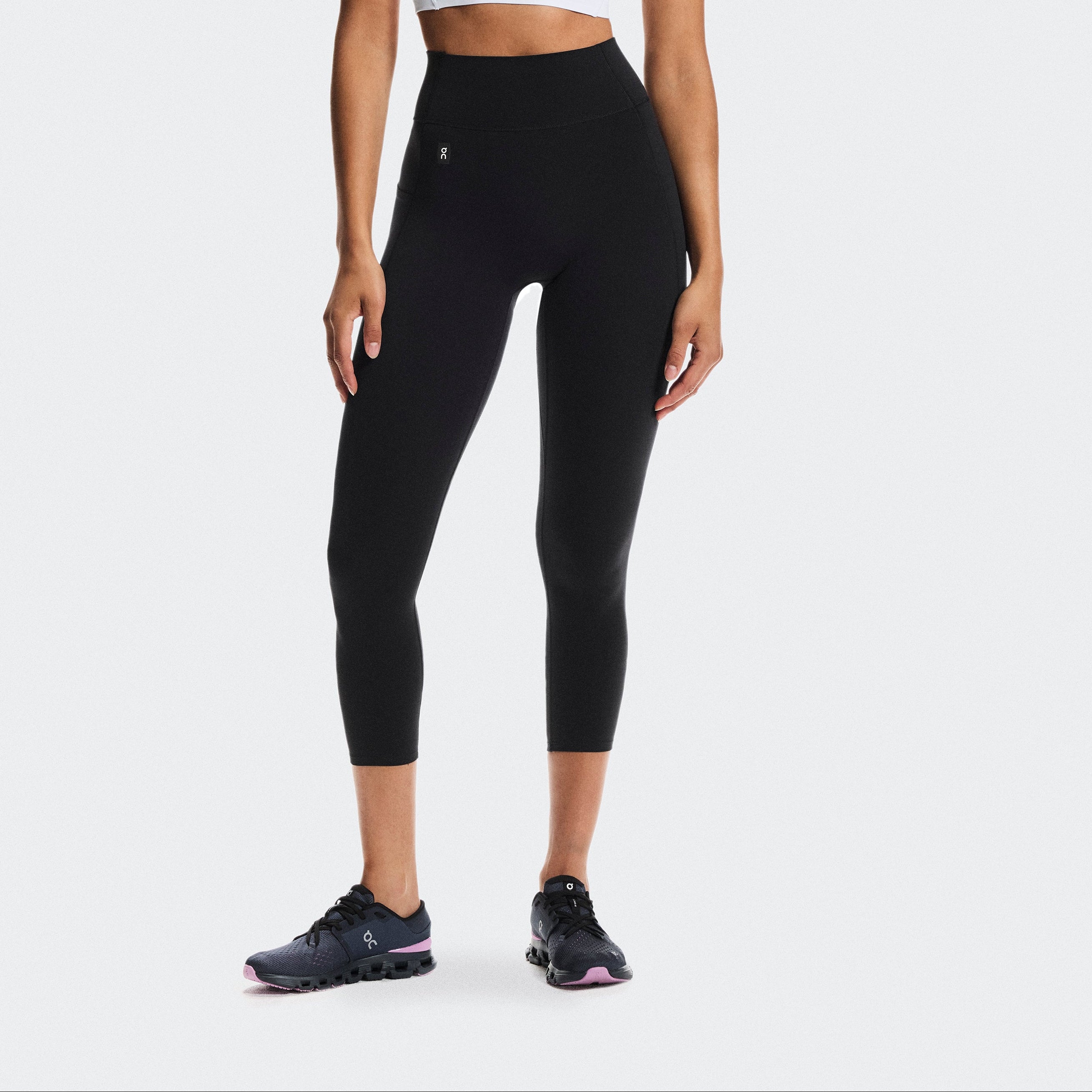 Studio Tights 7/8 2 W Black | Women's Apparel | On | Studio Tights 7/8 2 W Black Studio Tights 7/8 2 W Black | Women's Apparel | On | Studio Tights 7/8 2 W Black