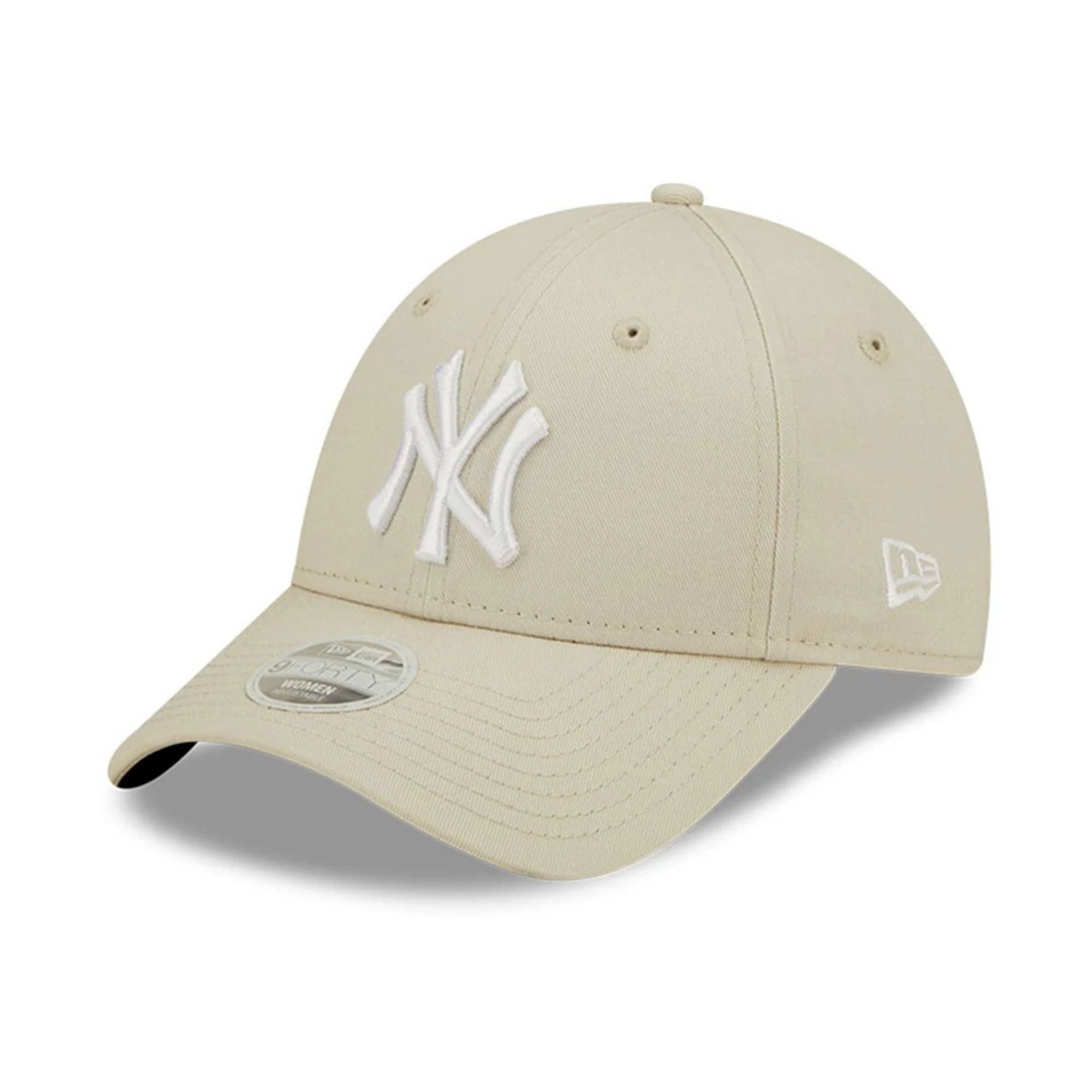 New York Yankees Womens League Essential Light Beige 9FORTY Adjustable Cap | Accessories | NEW ERA | 60292635 New York Yankees Womens League Essential Light Beige 9FORTY Adjustable Cap | Accessories | NEW ERA | 60292635