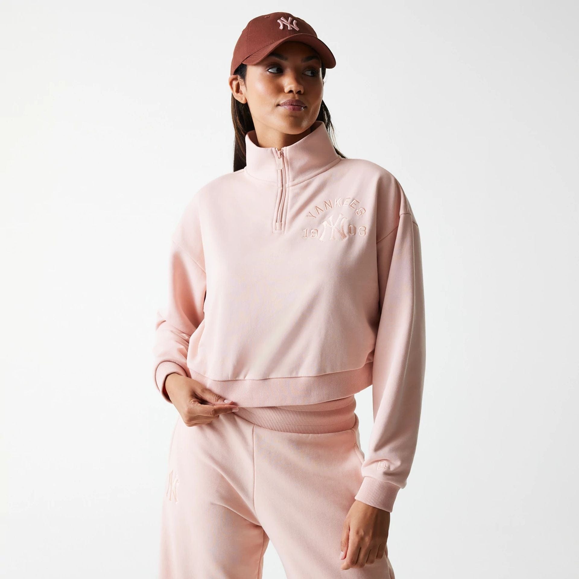 New York Yankees Womens MLB Tonal Pastel Pink Cropped 1/4 Zip Sweater | Women's Apparel | NEW ERA | 60684430