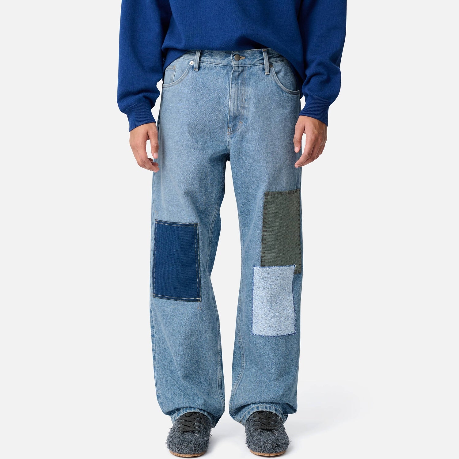 Zine Embroidered Patch Jeans | Men's Apparel | AXEL ARIGATO | A3266001 Zine Embroidered Patch Jeans | Men's Apparel | AXEL ARIGATO | A3266001