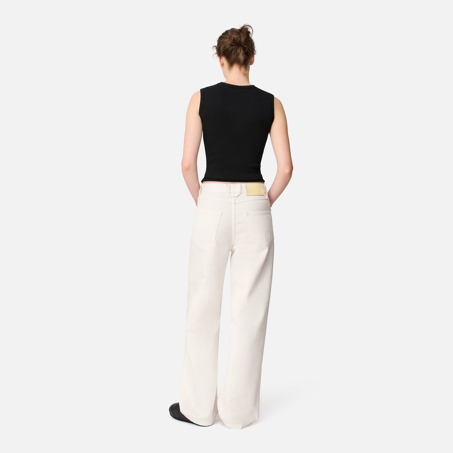 Lidia Straight Jeans White | Women's Apparel | AXEL ARIGATO | A3801002 Lidia Straight Jeans White | Women's Apparel | AXEL ARIGATO | A3801002