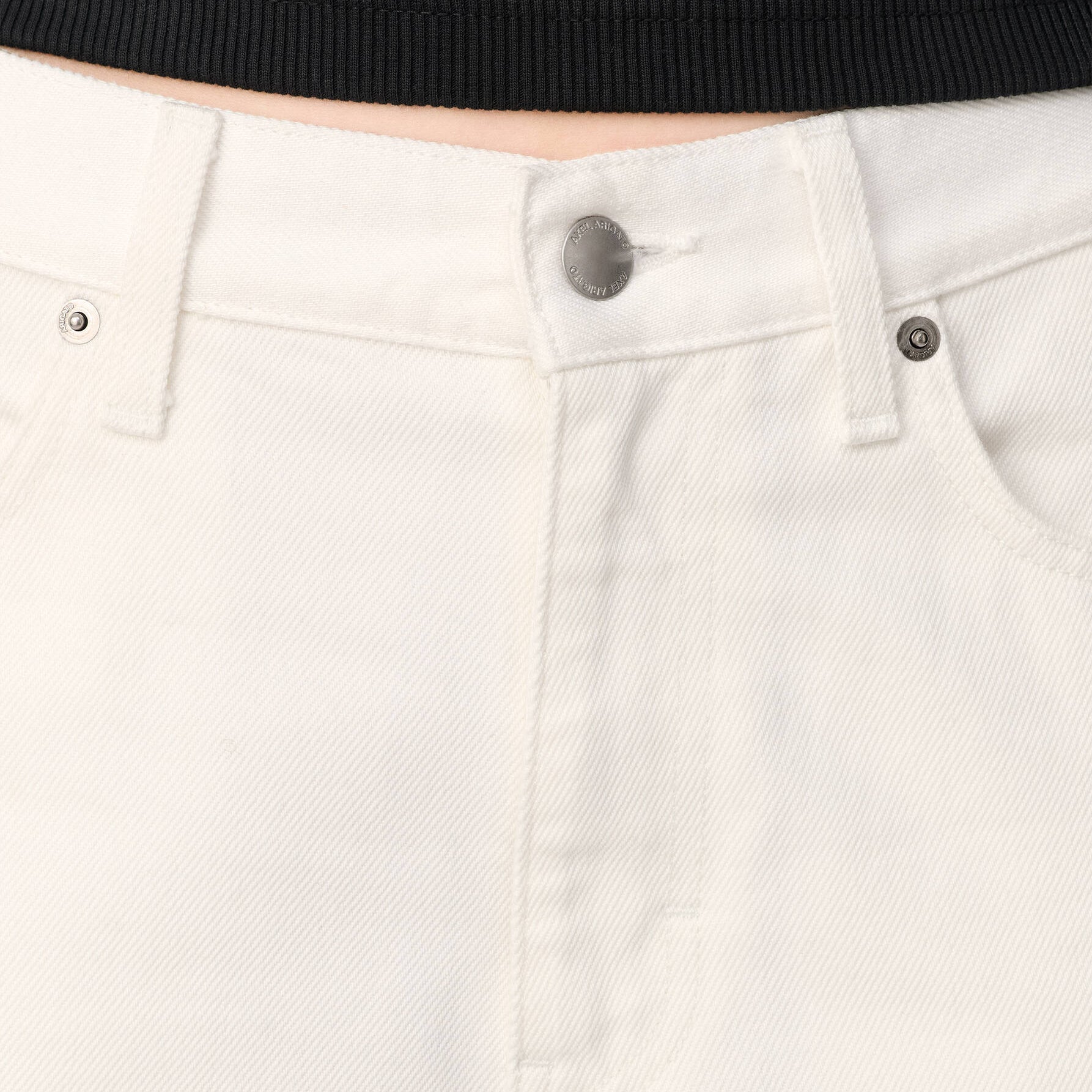 Lidia Straight Jeans White | Women's Apparel | AXEL ARIGATO | A3801002 Lidia Straight Jeans White | Women's Apparel | AXEL ARIGATO | A3801002