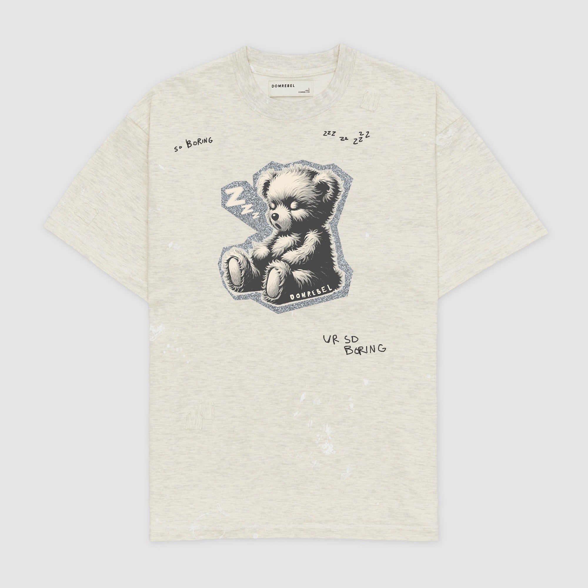 ZZZ BEAR - T-SHIRT GREIGE | Men's Apparel | Domrebel | ZZZ BEAR - T-SHIRT GREIGE ZZZ BEAR - T-SHIRT GREIGE | Men's Apparel | Domrebel | ZZZ BEAR - T-SHIRT GREIGE
