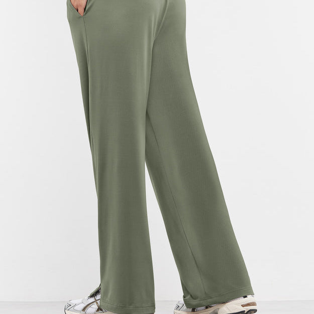 Recycled Lightweight Lounge Oversized Wide Leg Jogger Clay | Women's Apparel | THEGIVINGMOVEMENT | S1489LV14CLY Recycled Lightweight Lounge Oversized Wide Leg Jogger Clay | Women's Apparel | THEGIVINGMOVEMENT | S1489LV14CLY