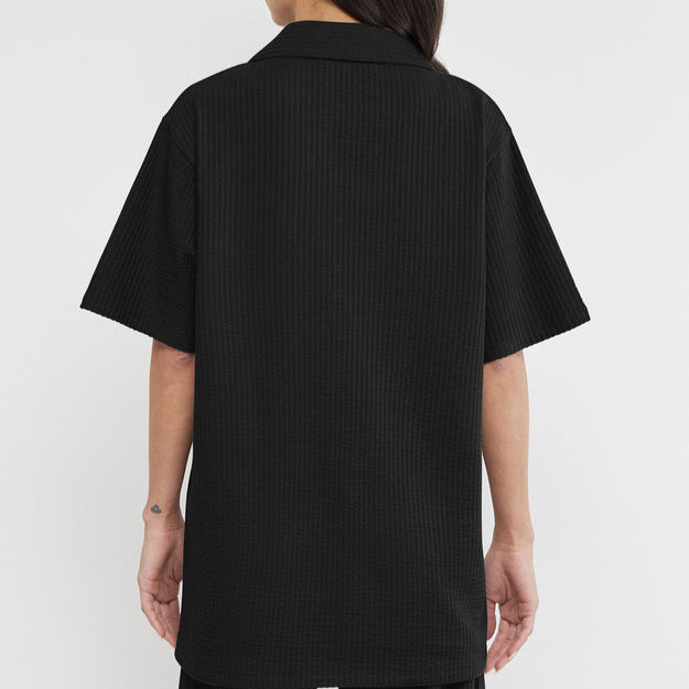 Textured Cotton Short Sleeve Shirt Pitch Black | Unisex Apparel | THEGIVINGMOVEMENT | S1726V14PBWM_2 Textured Cotton Short Sleeve Shirt Pitch Black | Unisex Apparel | THEGIVINGMOVEMENT | S1726V14PBWM_2