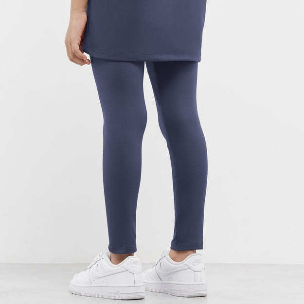Recycled Soft skin Teen Leggings Blue Marine | Kids Apparel | THEGIVINGMOVEMENT | S204TEENV14BMAGR_2 Recycled Soft skin Teen Leggings Blue Marine | Kids Apparel | THEGIVINGMOVEMENT | S204TEENV14BMAGR_2