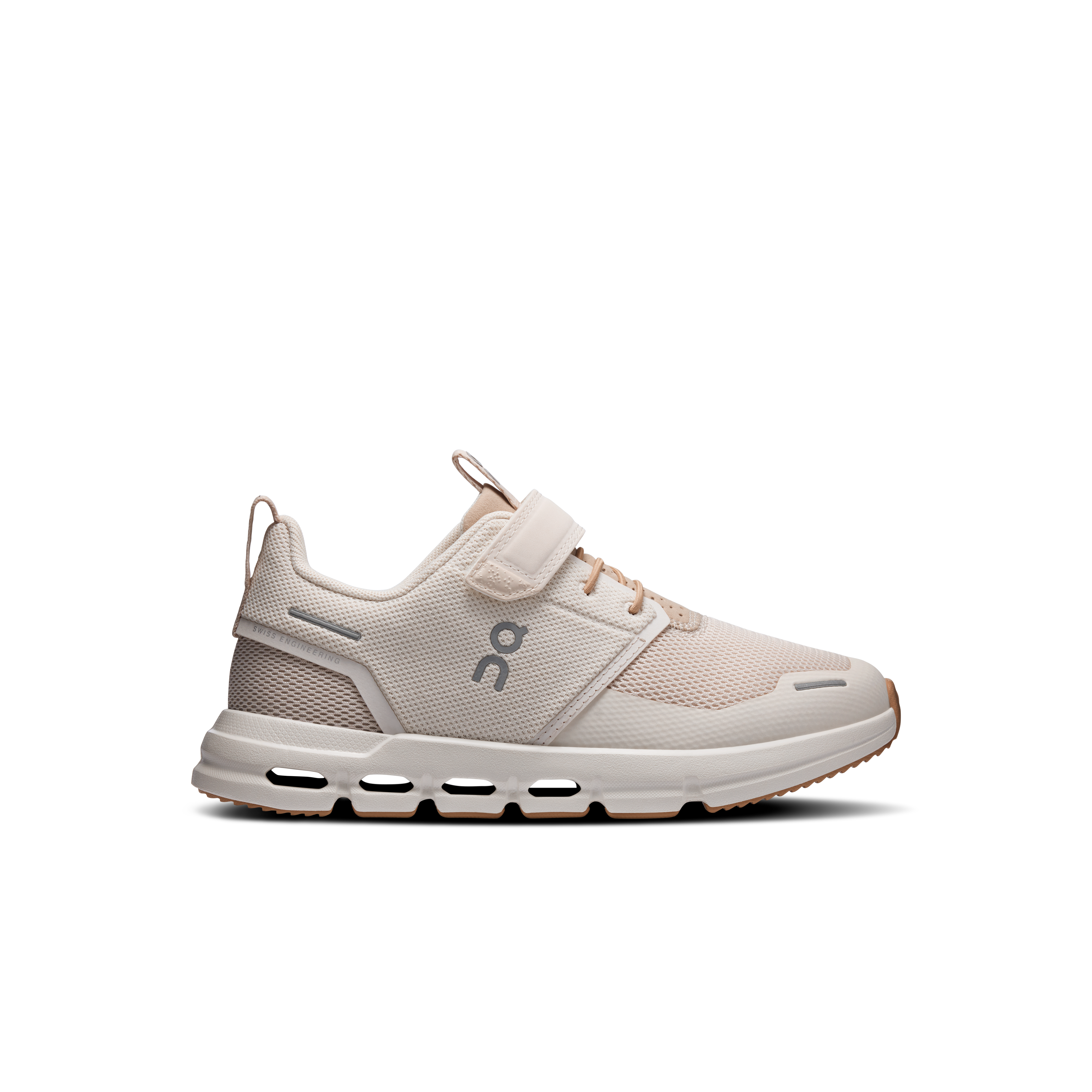 Cloud Play Dew | Lark | Kids Footwear | On | Cloud Play Dew | Lark Cloud Play Dew | Lark | Kids Footwear | On | Cloud Play Dew | Lark
