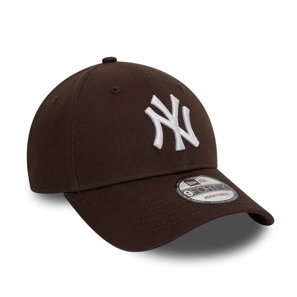 NEW YORK YANKEES ESSENTIAL DARK BROWN 9FORTY | Accessories | NEW ERA | 60471458 NEW YORK YANKEES ESSENTIAL DARK BROWN 9FORTY | Accessories | NEW ERA | 60471458