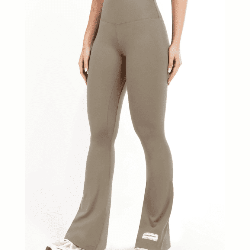 Dreamlux Flared Legging with Zippered Pockets 29.5 / 31.5 Inseam –  colorfulkoala